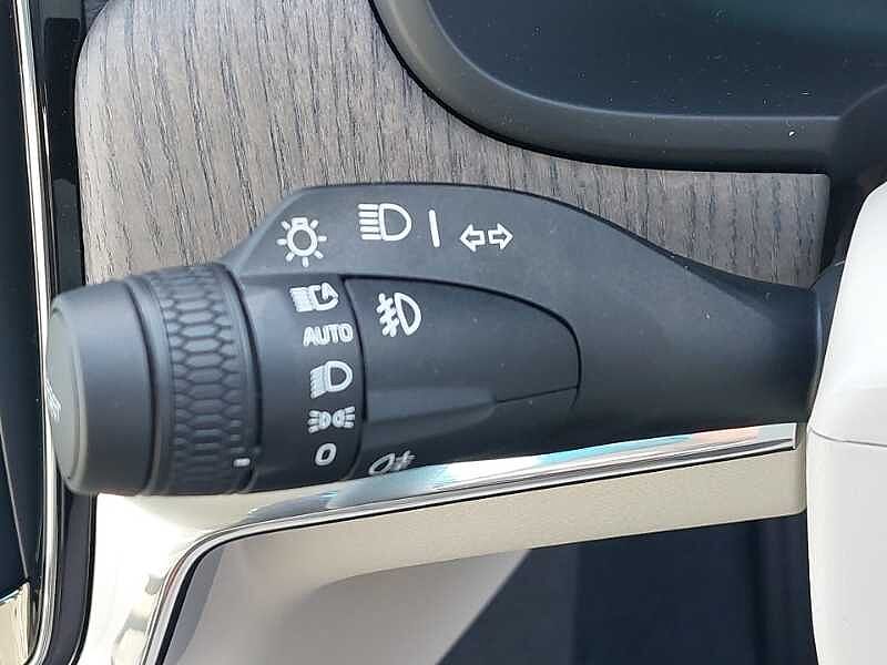 Volvo V90 Plus, T6 AWD Plug-in hybrid, Electric/Petrol, Dark