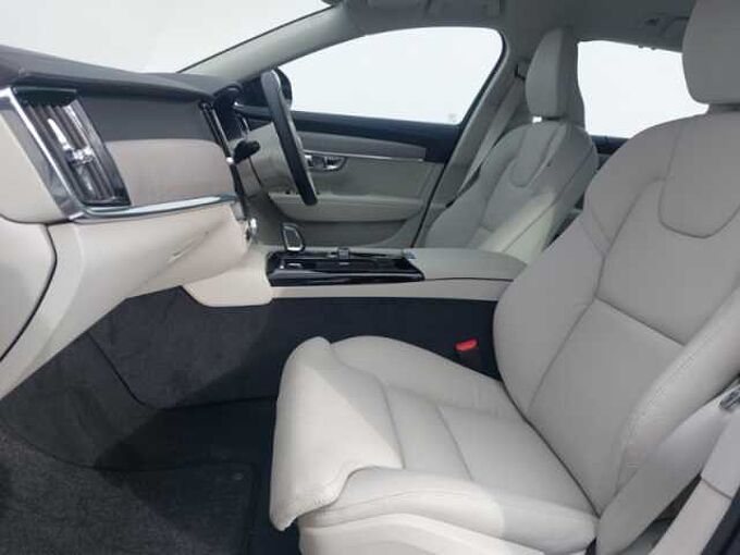 Volvo V90 Plus, T6 AWD Plug-in hybrid, Electric/Petrol, Dark