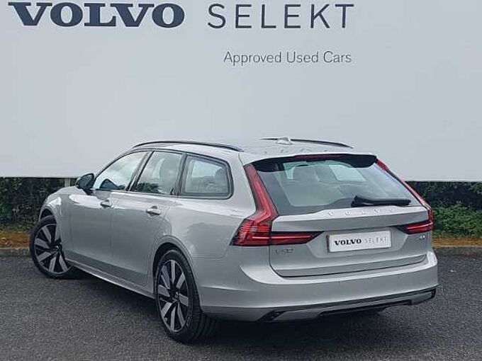 Volvo V90 Plus, T6 AWD Plug-in hybrid, Electric/Petrol, Dark