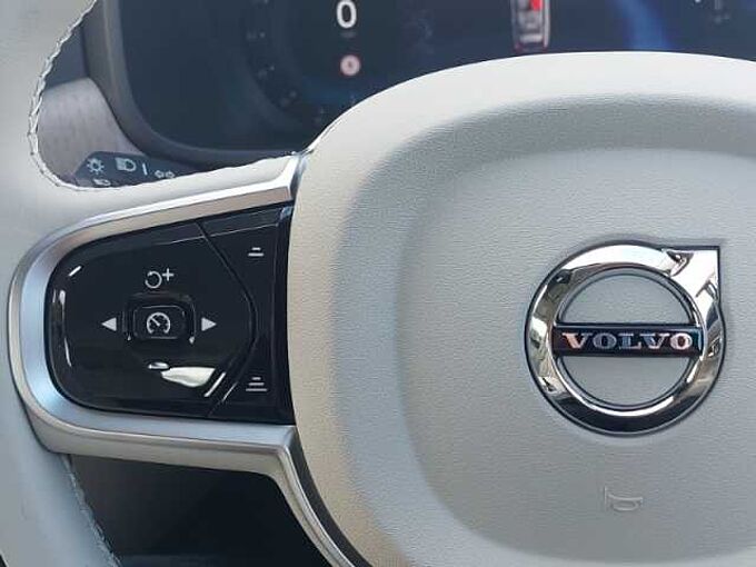 Volvo V90 Plus, T6 AWD Plug-in hybrid, Electric/Petrol, Dark