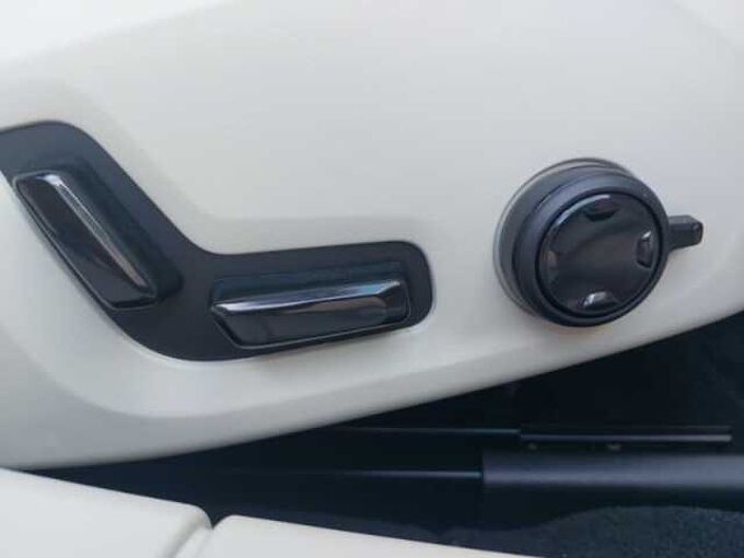 Volvo V90 Plus, T6 AWD Plug-in hybrid, Electric/Petrol, Dark