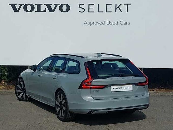 Volvo V90 Plus, T6 AWD Plug-in hybrid, Electric/Petrol, Dark