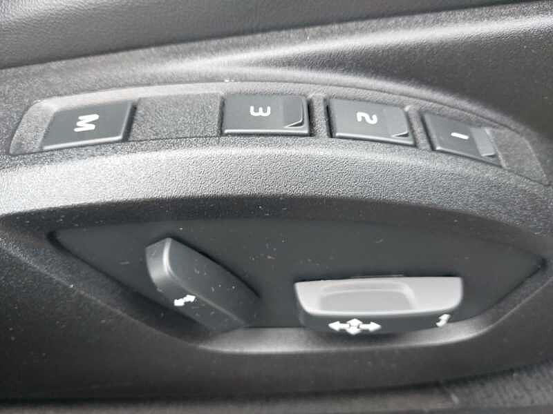 Volvo V40 T3 R-Design Pro Automatic