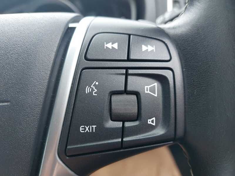 Volvo V40 T3 R-Design Pro Automatic