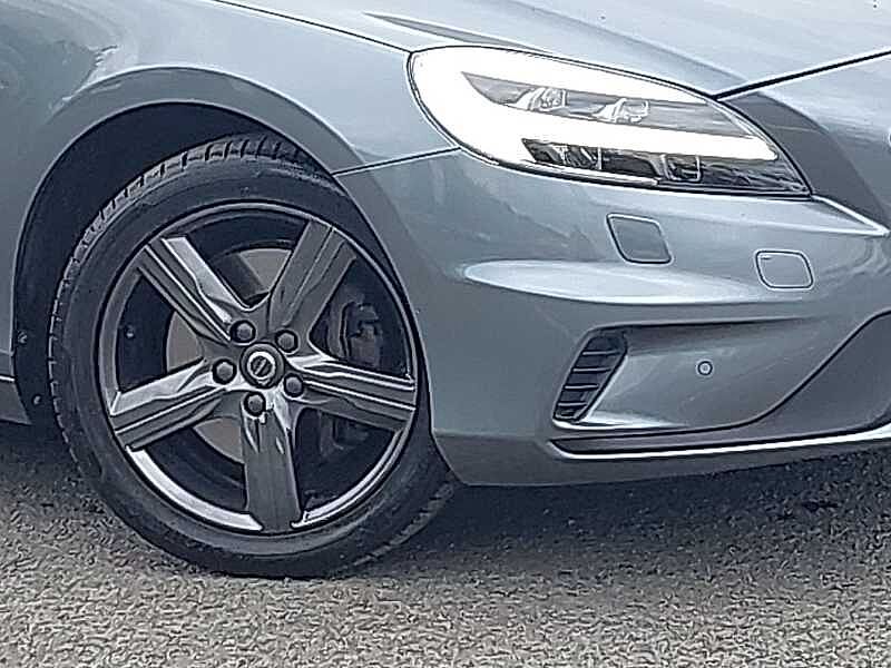 Volvo V40 T3 R-Design Pro Automatic