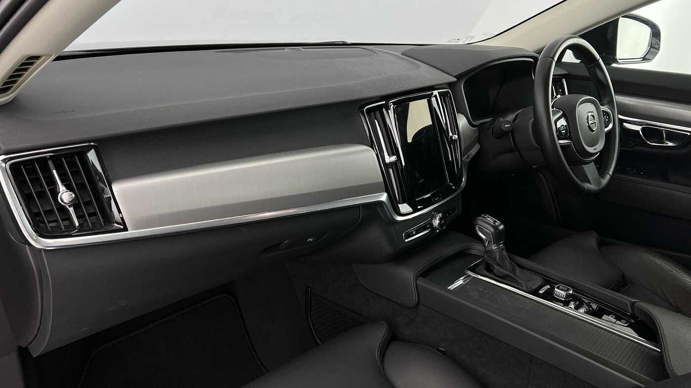Volvo S90 D4 Momentum Plus Automatic