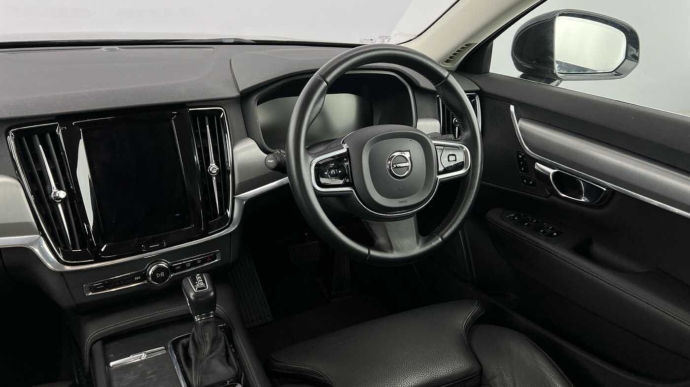 Volvo S90 D4 Momentum Plus Automatic