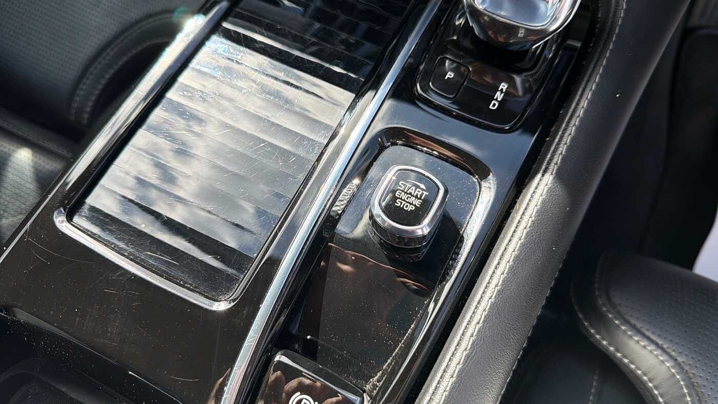 Volvo S90 Recharge Inscription, T8 AWD plug-in hybrid