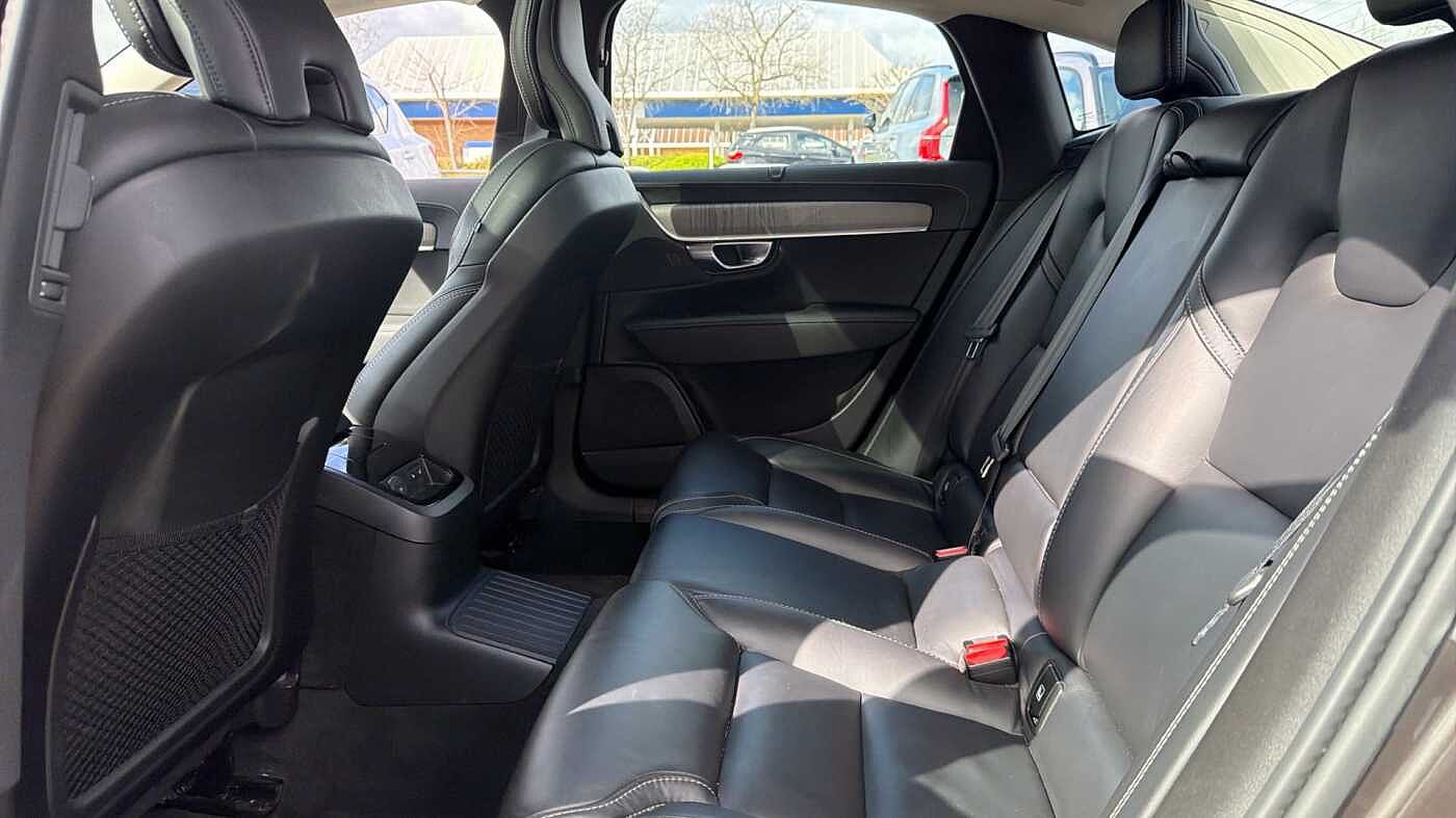 Volvo S90 Recharge Inscription, T8 AWD plug-in hybrid