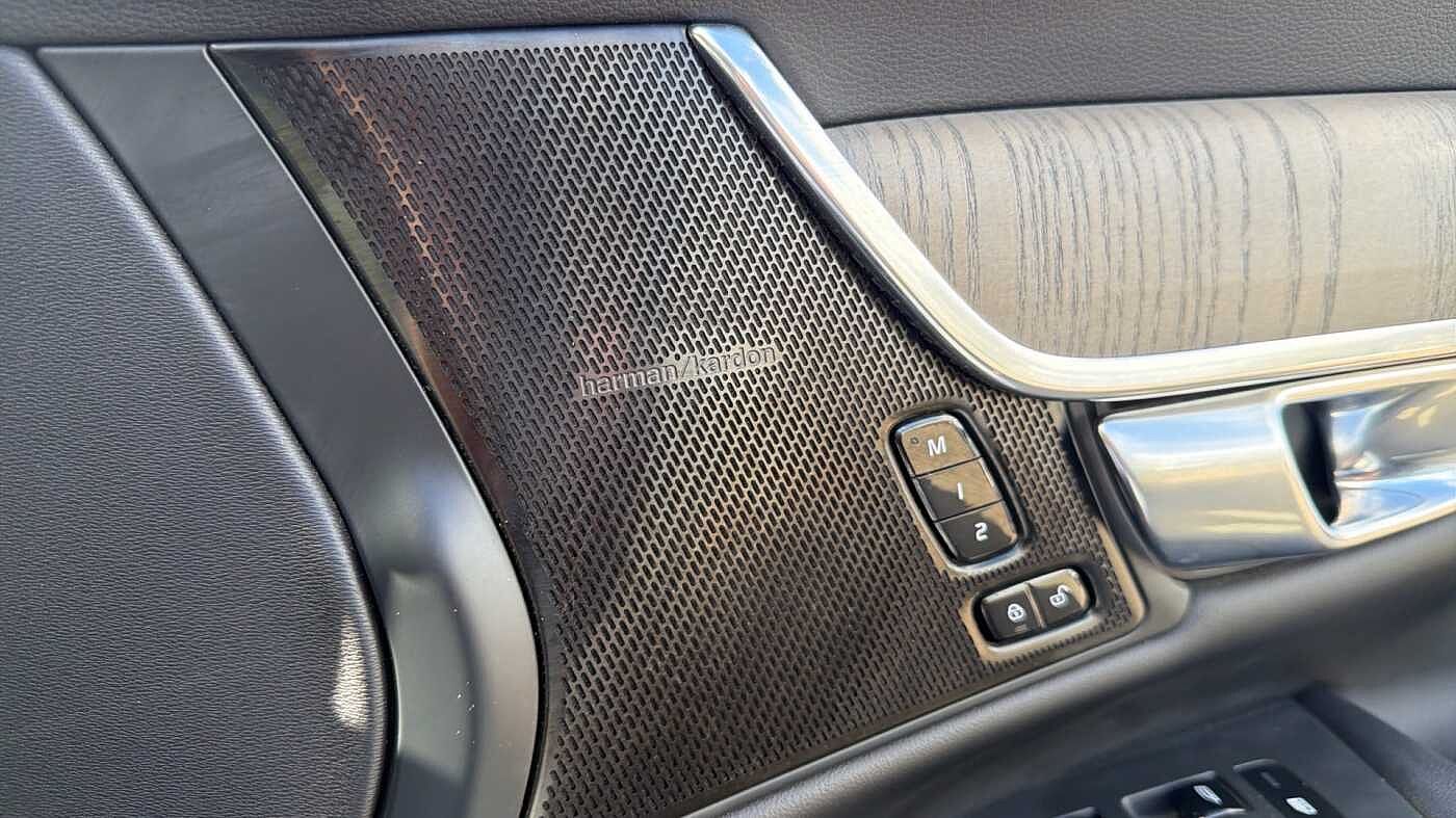 Volvo S90 Recharge Inscription, T8 AWD plug-in hybrid