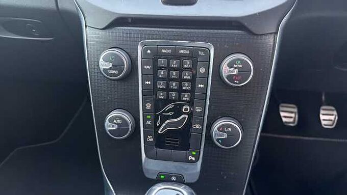 Volvo V40 T3 R-Design Pro Manual