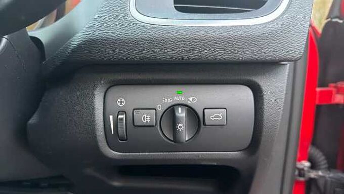 Volvo V40 T3 R-Design Pro Manual