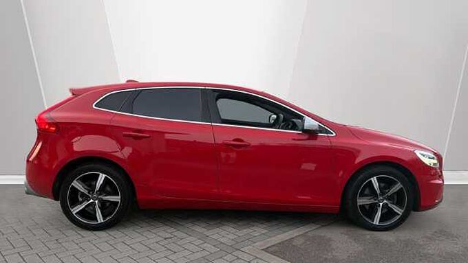 Volvo V40 T3 R-Design Pro Manual