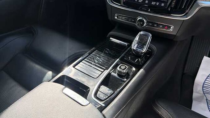 Volvo S90 Recharge Inscription, T8 AWD plug-in hybrid