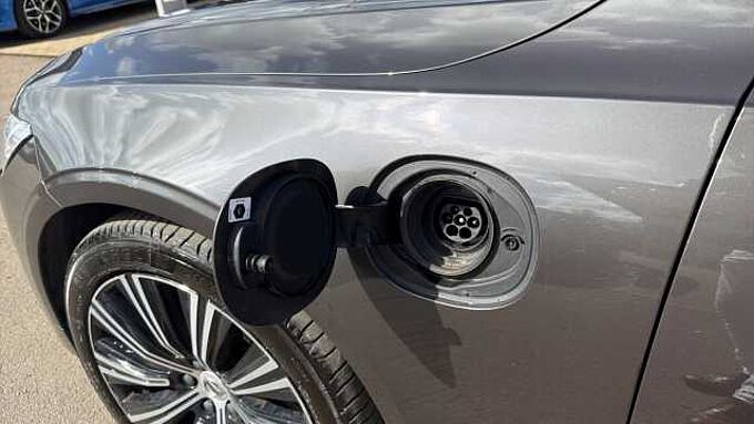 Volvo S90 Recharge Inscription, T8 AWD plug-in hybrid