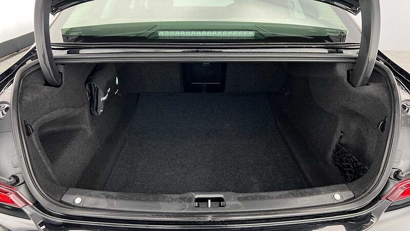 Volvo S90 D4 Momentum Plus Automatic