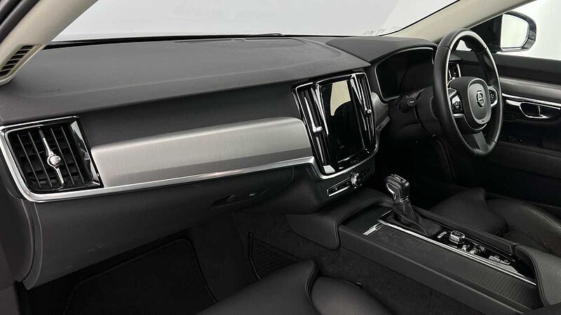 Volvo S90 D4 Momentum Plus Automatic