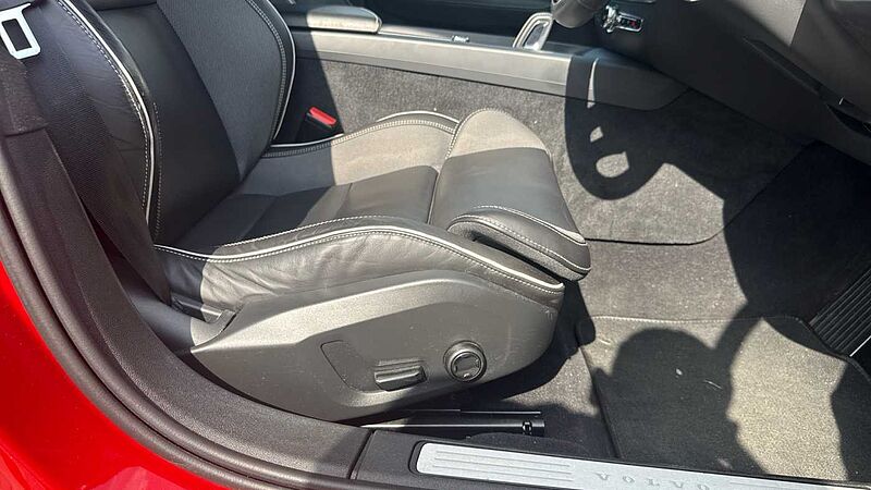 Volvo S60 R-Design, B5 mild hybrid