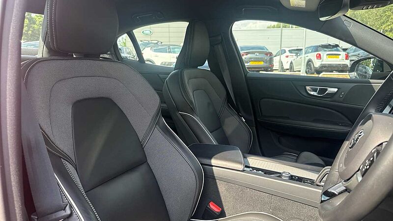 Volvo S60 R-Design, B5 mild hybrid