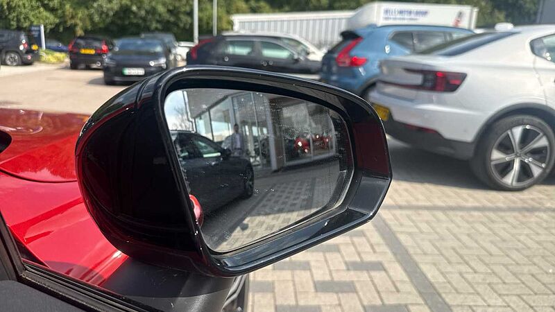 Volvo S60 R-Design, B5 mild hybrid