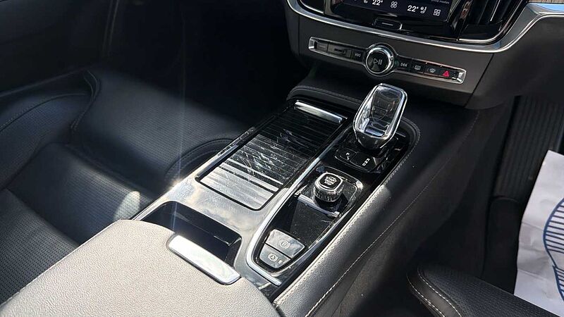 Volvo S90 Recharge Inscription, T8 AWD plug-in hybrid