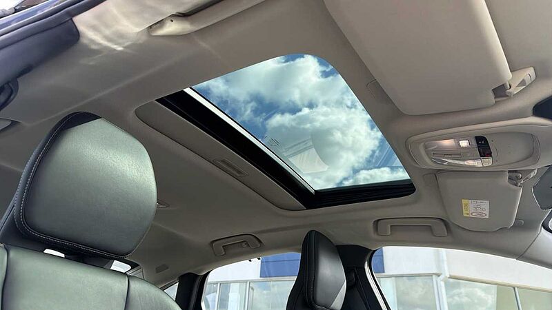 Volvo S90 Recharge Inscription, T8 AWD plug-in hybrid