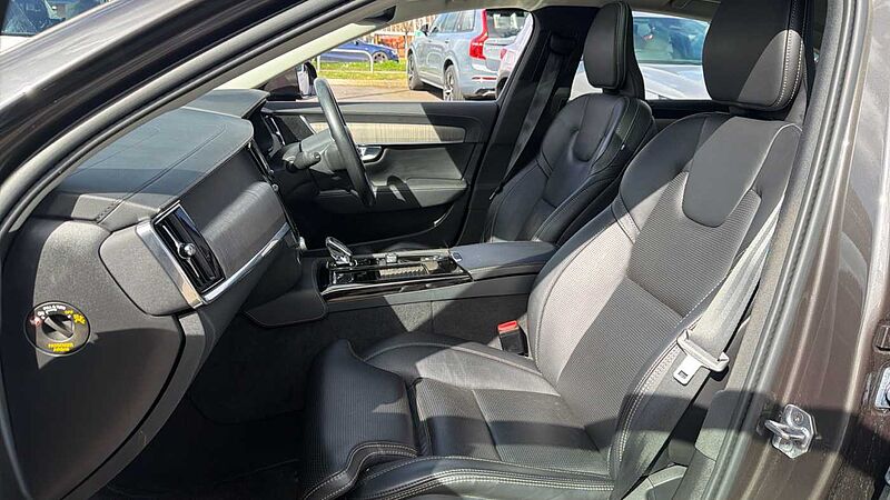 Volvo S90 Recharge Inscription, T8 AWD plug-in hybrid