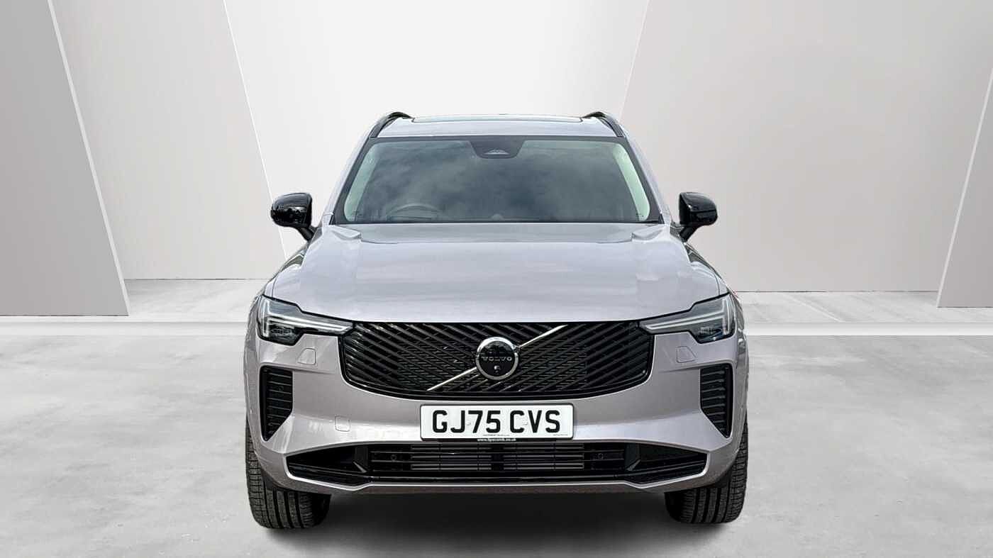 Volvo XC90 Ultra, T8 AWD Plug-in hybrid, Electric/Petrol, Dark, 7 Seats