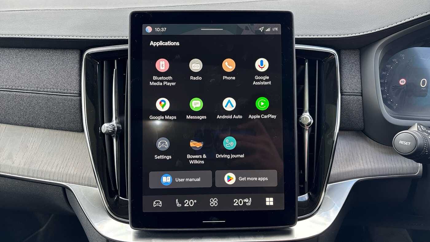 Volvo XC90 Ultra, T8 AWD Plug-in hybrid, Electric/Petrol, Dark, 7 Seats