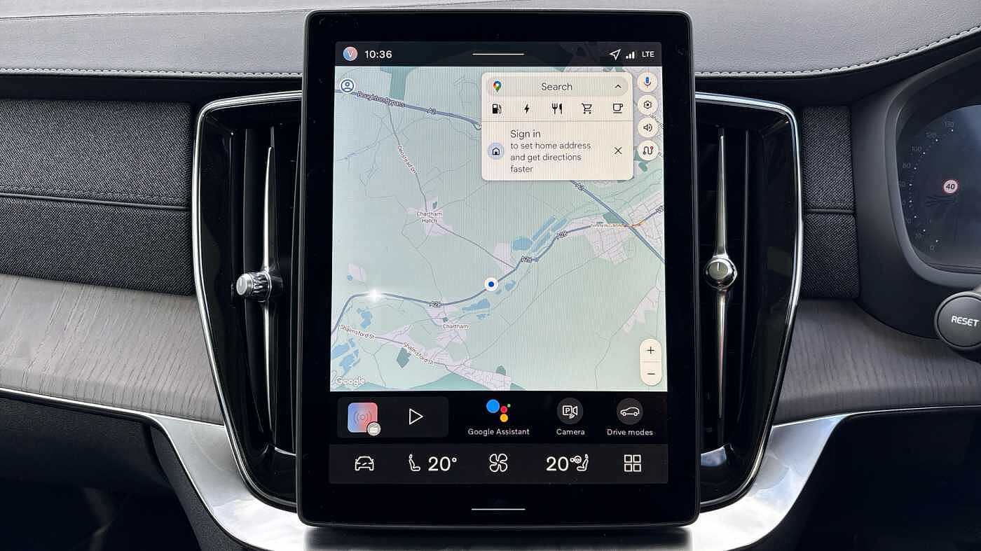 Volvo XC90 Ultra, T8 AWD Plug-in hybrid, Electric/Petrol, Dark, 7 Seats