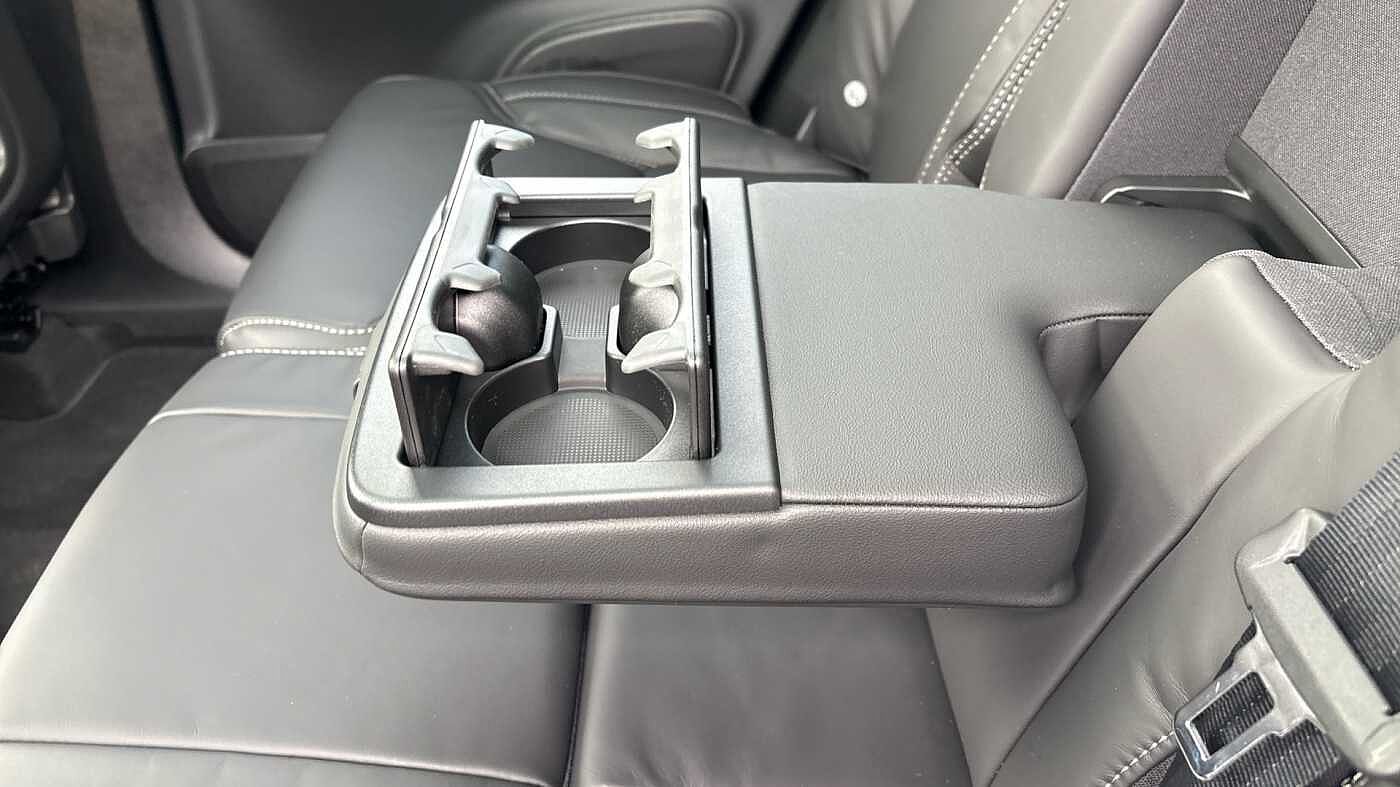 Volvo XC90 Ultra, T8 AWD Plug-in hybrid, Electric/Petrol, Dark, 7 Seats