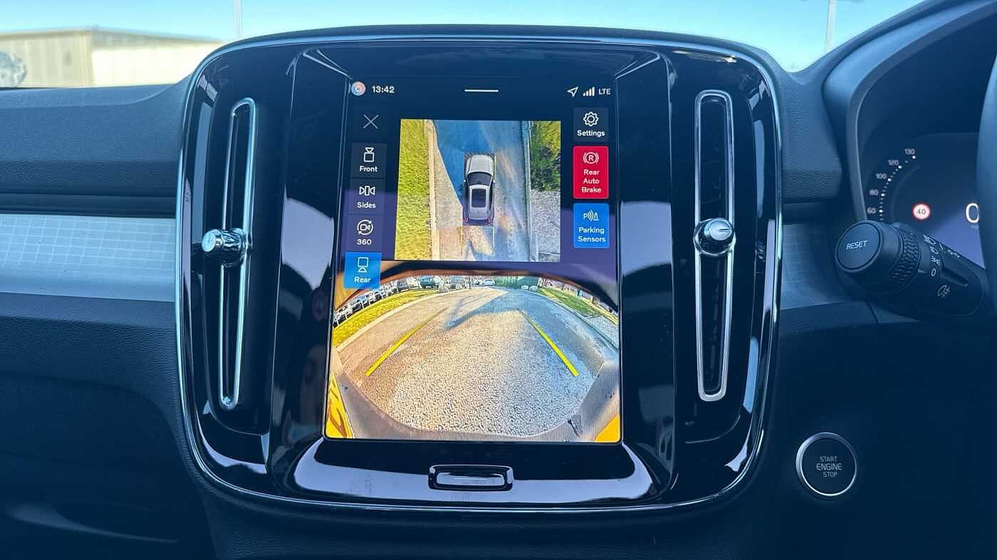 Volvo XC40 Black Edition Ultra, B4 Mild hybrid, Petrol