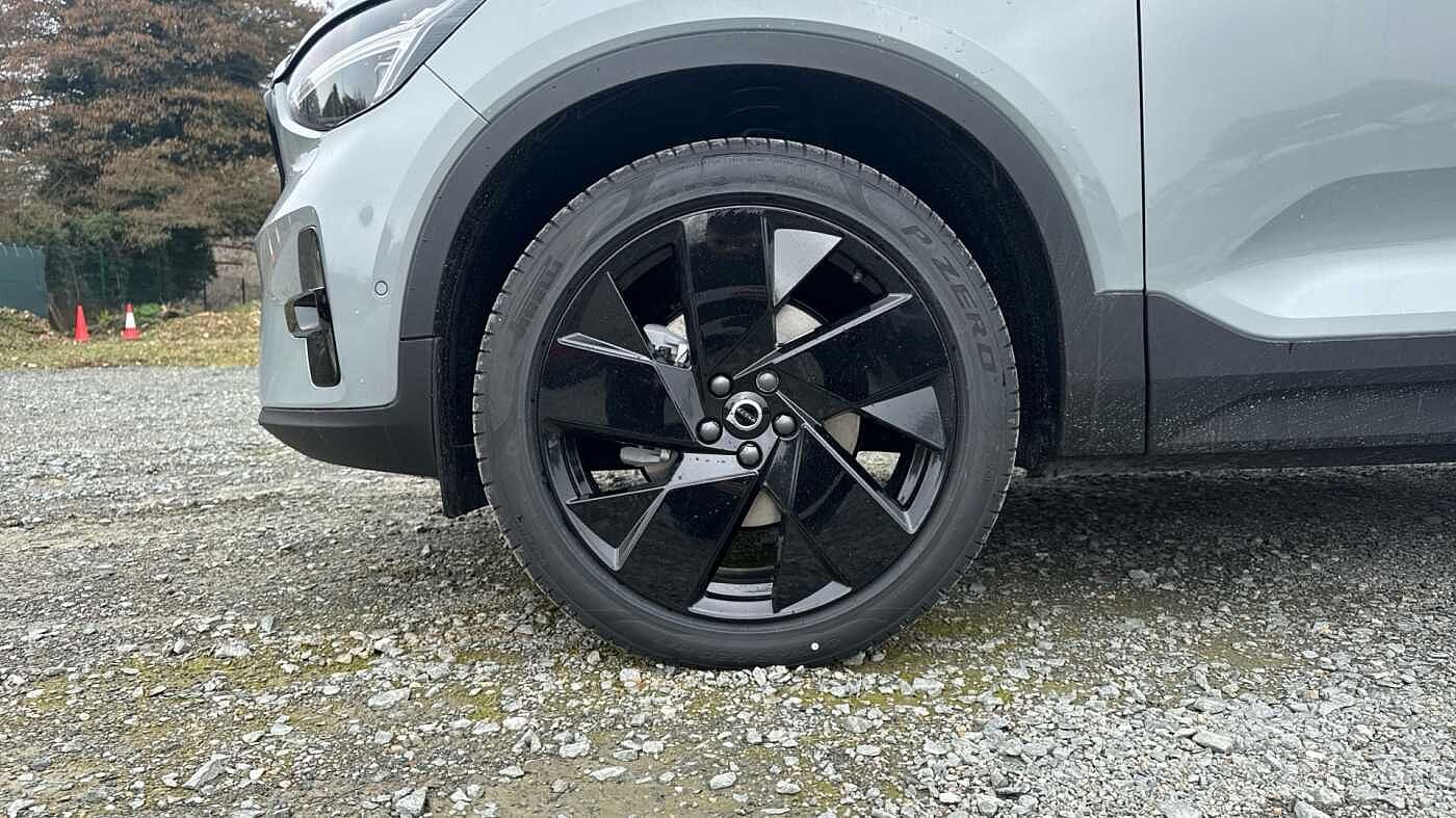 Volvo XC40 Black Edition Ultra, B4 Mild hybrid, Petrol