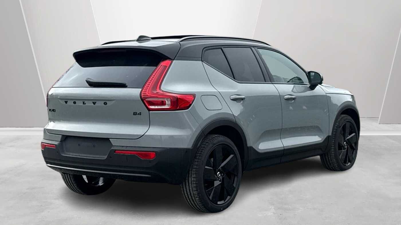 Volvo XC40 Black Edition Ultra, B4 Mild hybrid, Petrol