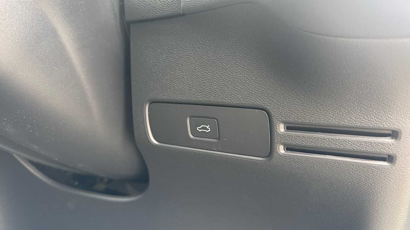 Volvo XC40 Black Edition Ultra, B4 Mild hybrid, Petrol