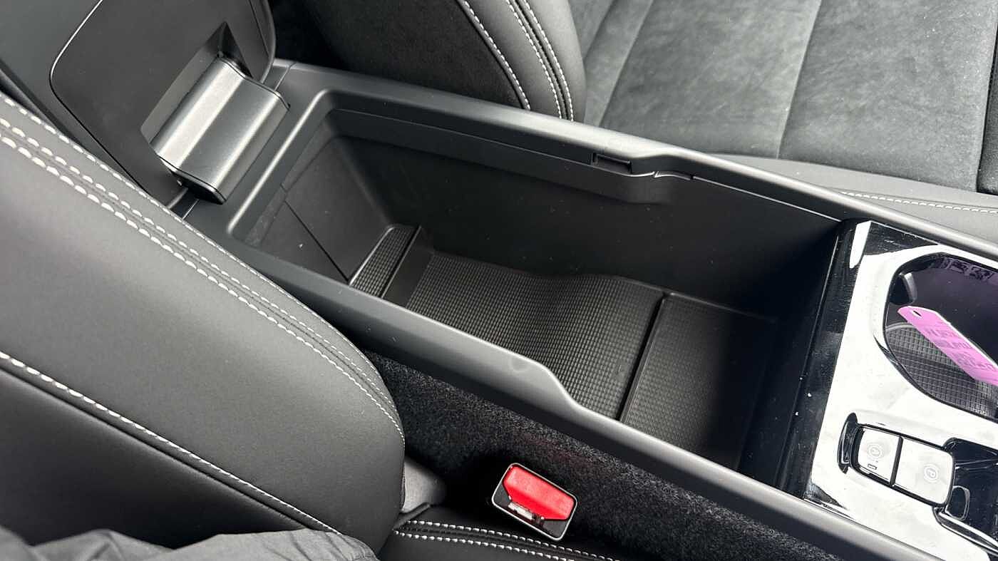 Volvo XC40 Black Edition Ultra, B4 Mild hybrid, Petrol