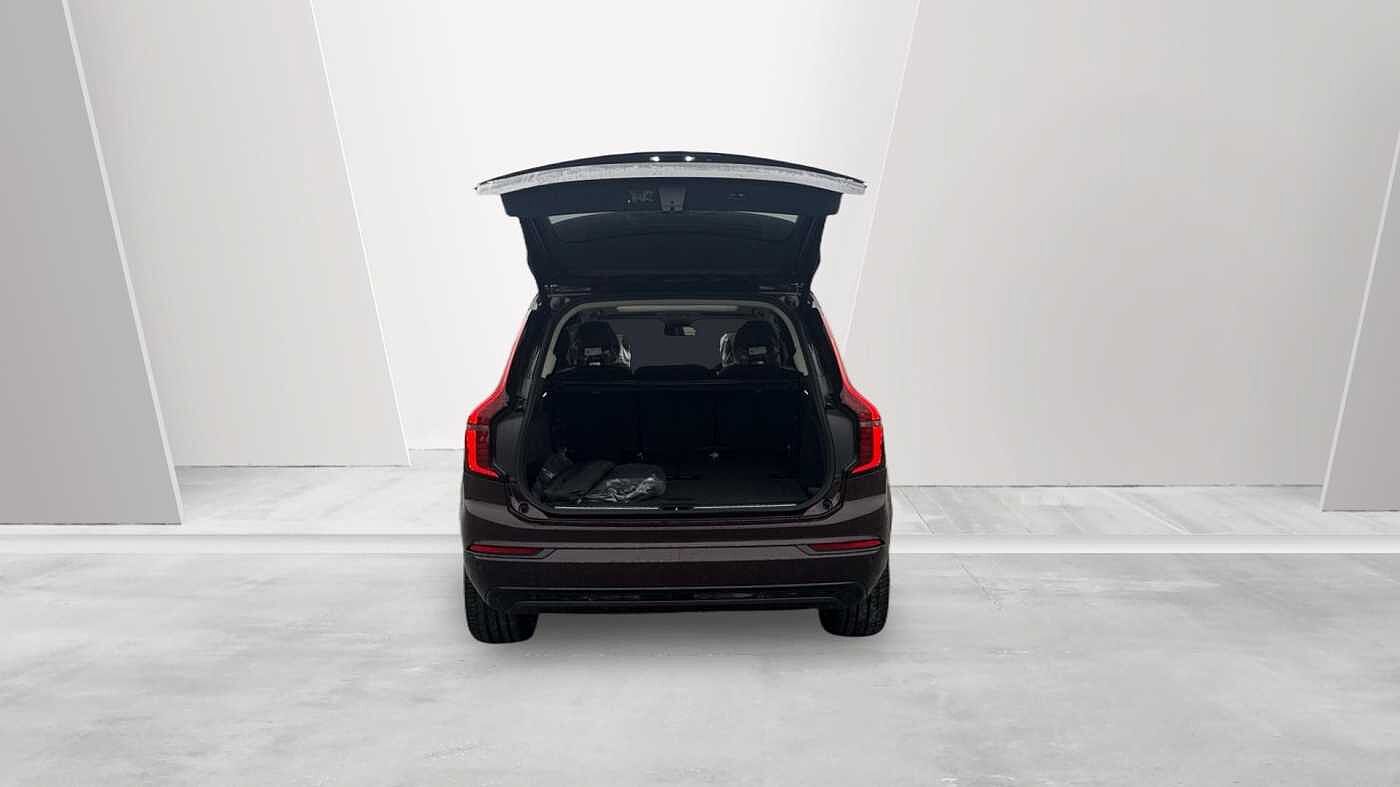 Volvo XC90 Ultra, T8 AWD Plug-in hybrid, Electric/Petrol, Dark, 7 Seats