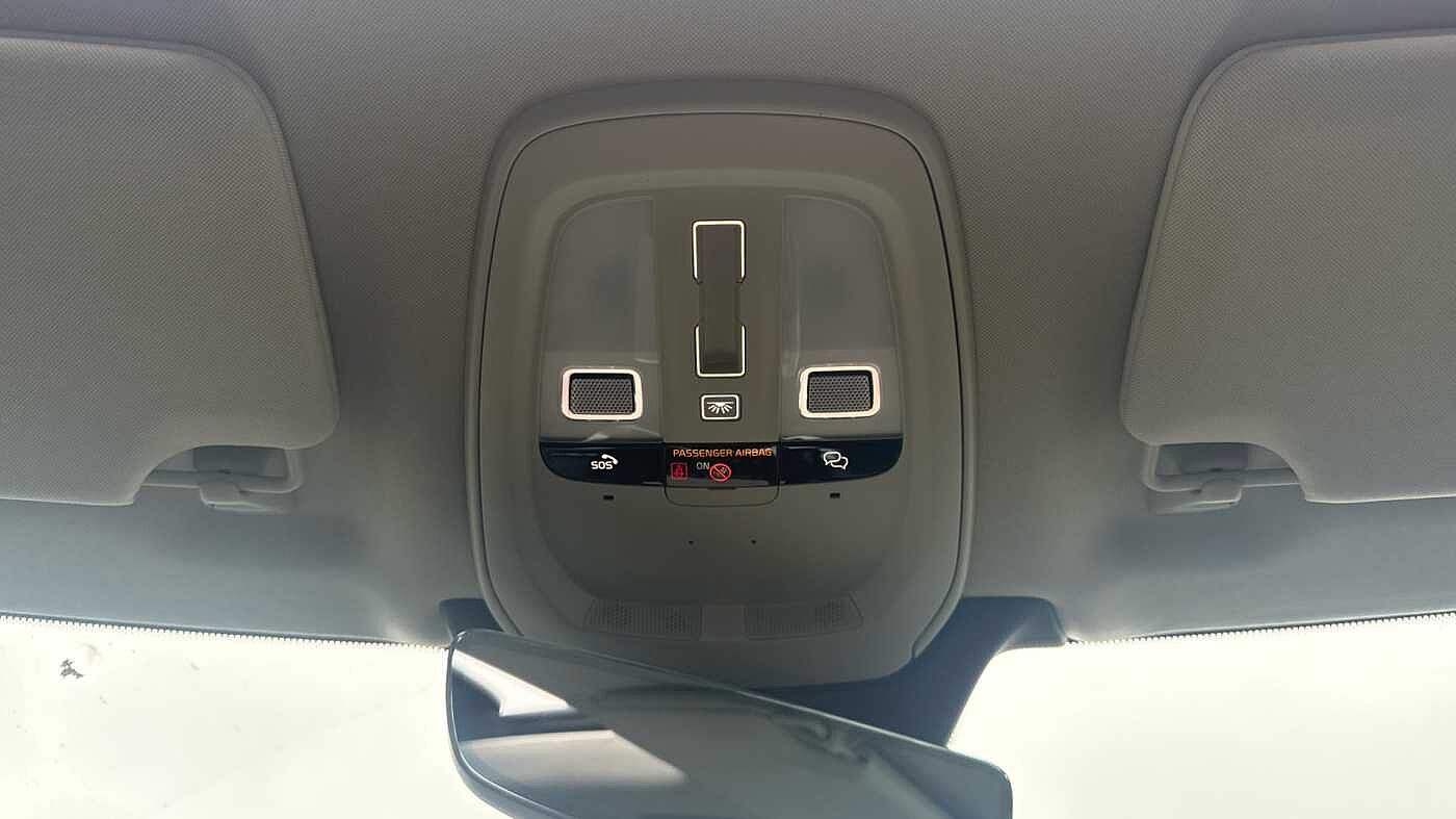 Volvo XC90 Ultra, T8 AWD Plug-in hybrid, Electric/Petrol, Dark, 7 Seats