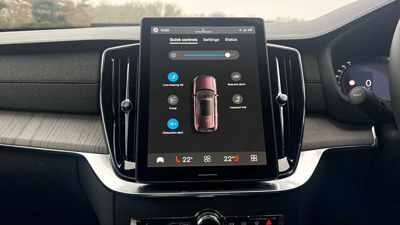 Volvo XC90 Ultra, T8 AWD Plug-in hybrid, Electric/Petrol, Dark, 7 Seats