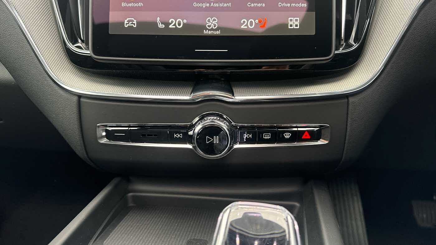 Volvo XC60 Black Edition Ultra, T8 AWD Plug-in hybrid, Electric/Petrol