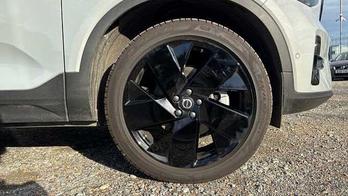 Volvo XC40 Black Edition Ultra, B4 Mild hybrid, Petrol