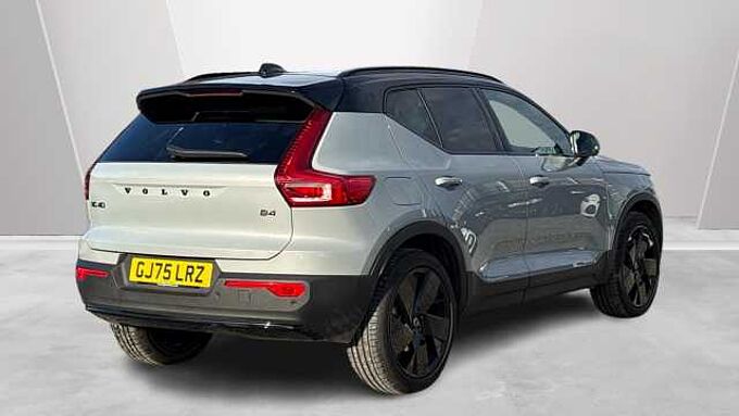 Volvo XC40 Black Edition Ultra, B4 Mild hybrid, Petrol