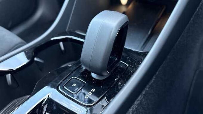 Volvo XC40 Black Edition Ultra, B4 Mild hybrid, Petrol