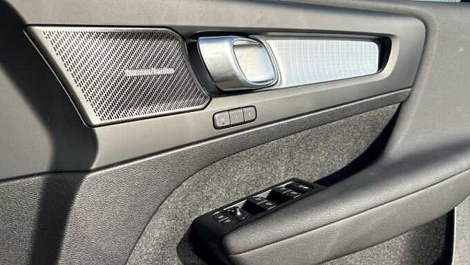 Volvo XC40 Black Edition Ultra, B4 Mild hybrid, Petrol