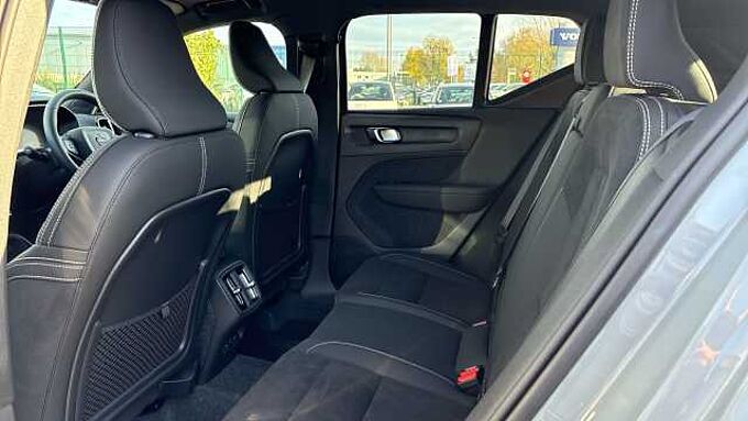 Volvo XC40 Black Edition Ultra, B4 Mild hybrid, Petrol