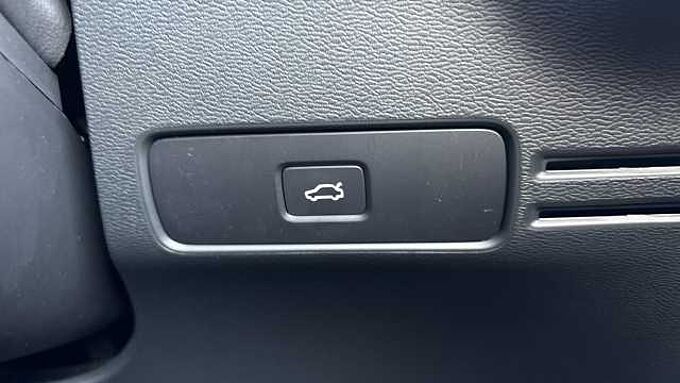 Volvo XC40 Black Edition Ultra, B4 Mild hybrid, Petrol