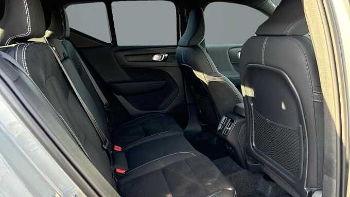 Volvo XC40 Black Edition Ultra, B4 Mild hybrid, Petrol