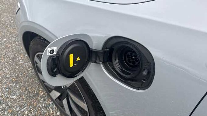 Volvo V90 Plus, T6 AWD Plug-in hybrid, Electric/Petrol, Dark