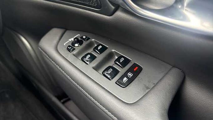 Volvo V90 Plus, T6 AWD Plug-in hybrid, Electric/Petrol, Dark