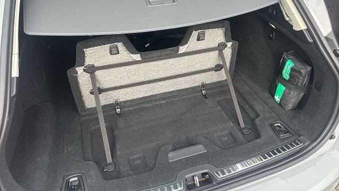 Volvo V90 Plus, T6 AWD Plug-in hybrid, Electric/Petrol, Dark